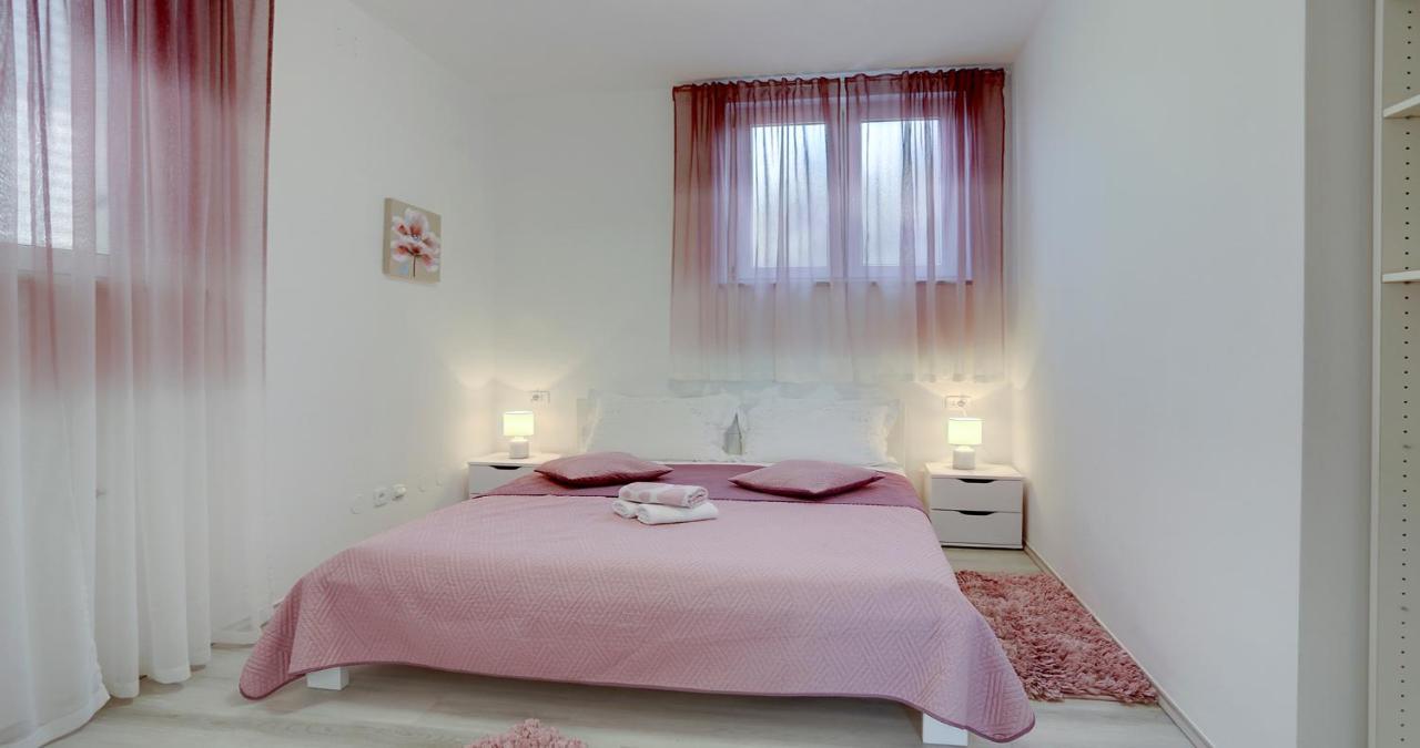 Adorable Apartment Ena Kaštela Extérieur photo