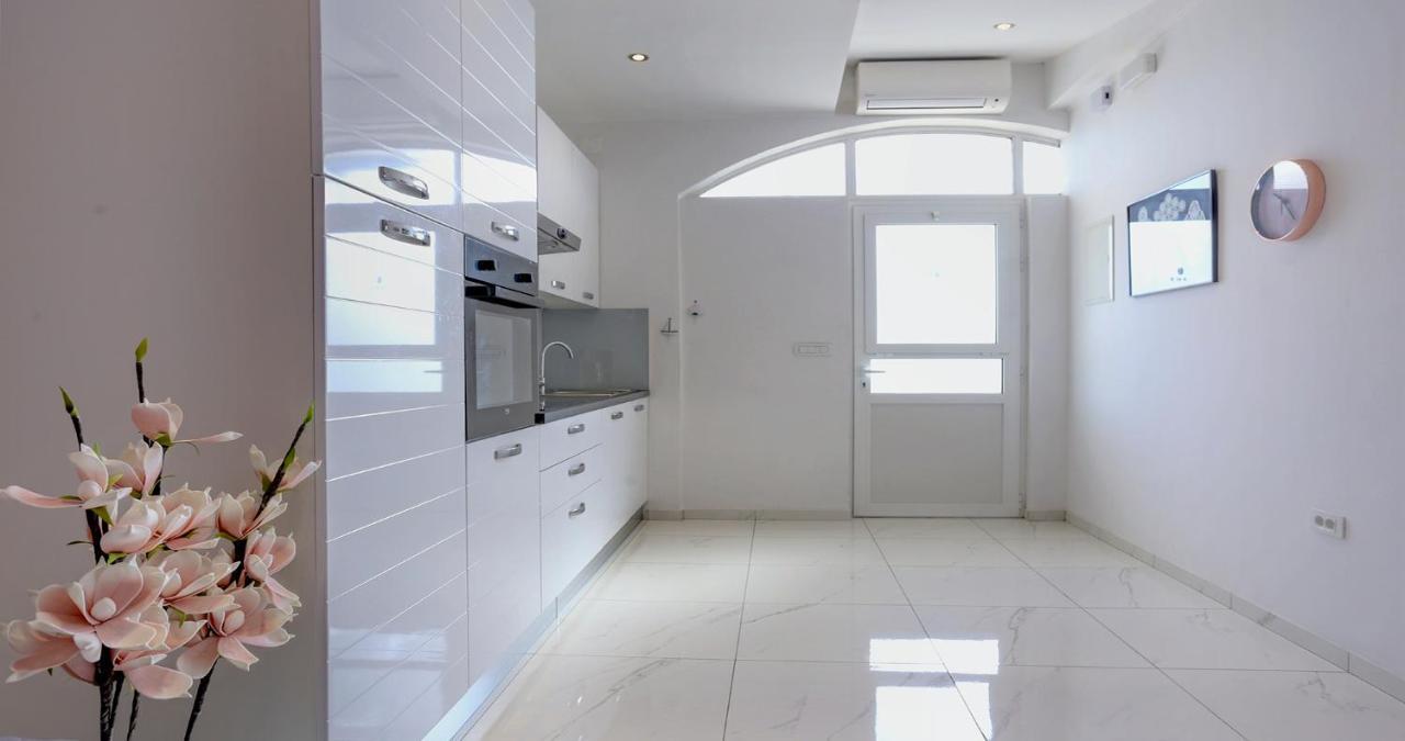 Adorable Apartment Ena Kaštela Extérieur photo