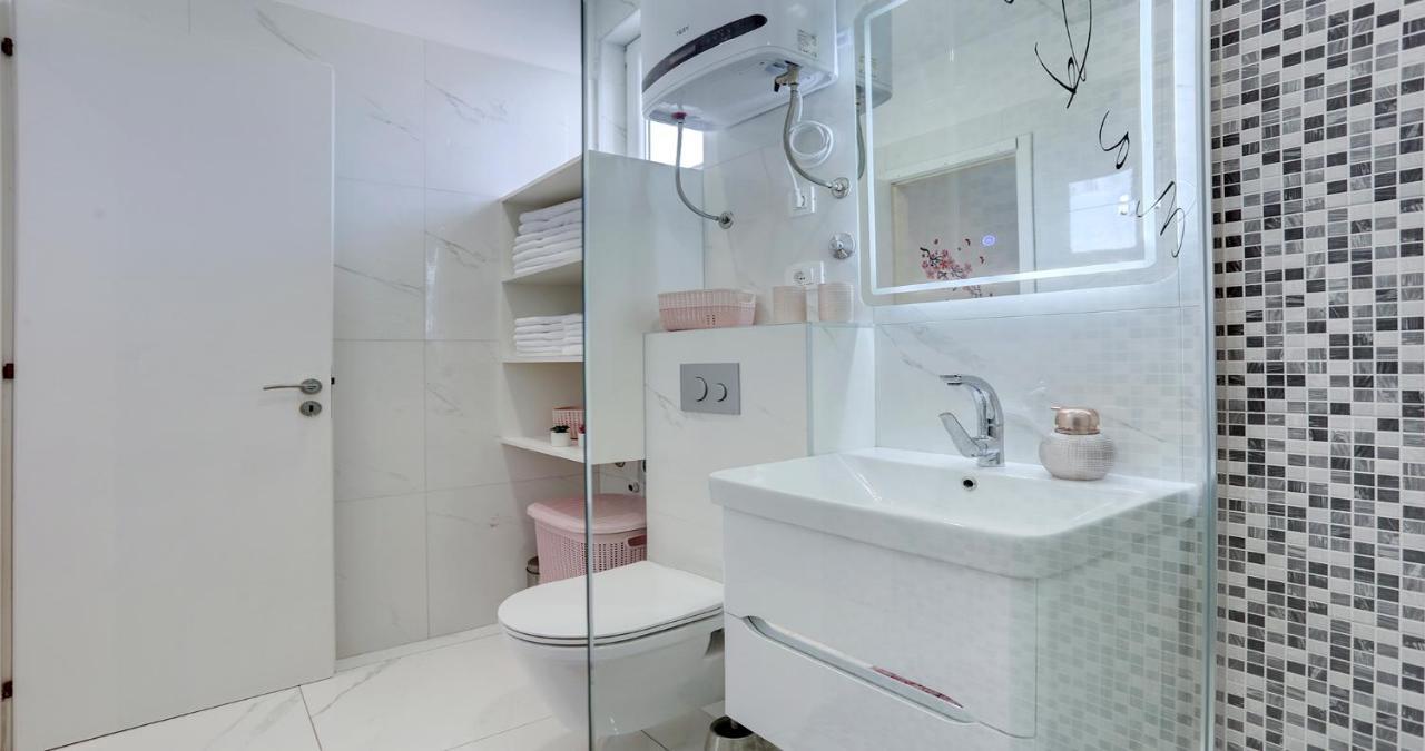 Adorable Apartment Ena Kaštela Extérieur photo